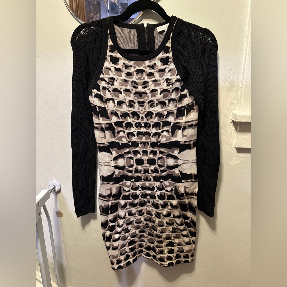 💕Parker Hartley Long Sleeve Knit Dress Size S💕 sexy tight Vday dress!